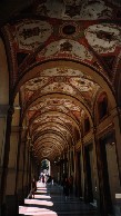Dentelle de fresques - via Farini