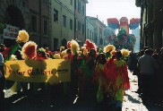 Une troupe pour les enfants d'Unicef.